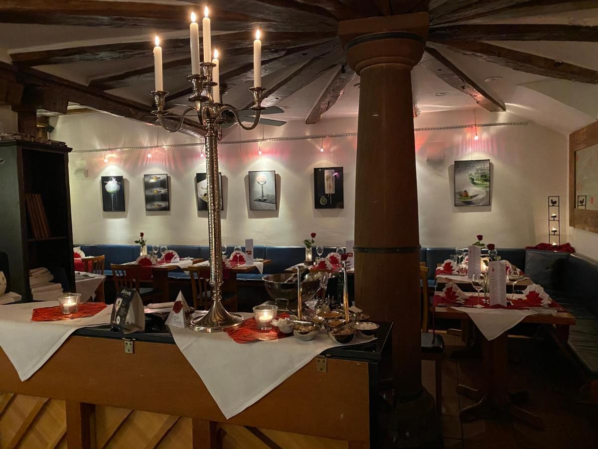 Marktplatzhotel - Restaurant Tafelspitz فينهايم المظهر الخارجي الصورة